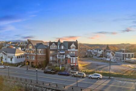 Charming Studio-Panoramic View-Your Pittsburgh Sanctuary Lejlighed Eksteriør billede