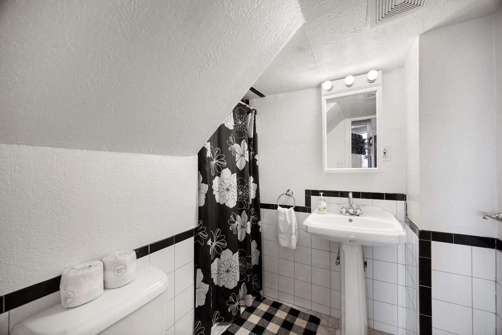 Charming Studio-Panoramic View-Your Pittsburgh Sanctuary Lejlighed Eksteriør billede
