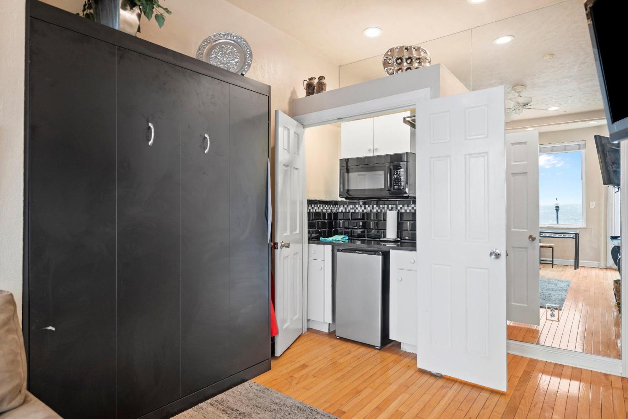 Charming Studio-Panoramic View-Your Pittsburgh Sanctuary Lejlighed Eksteriør billede